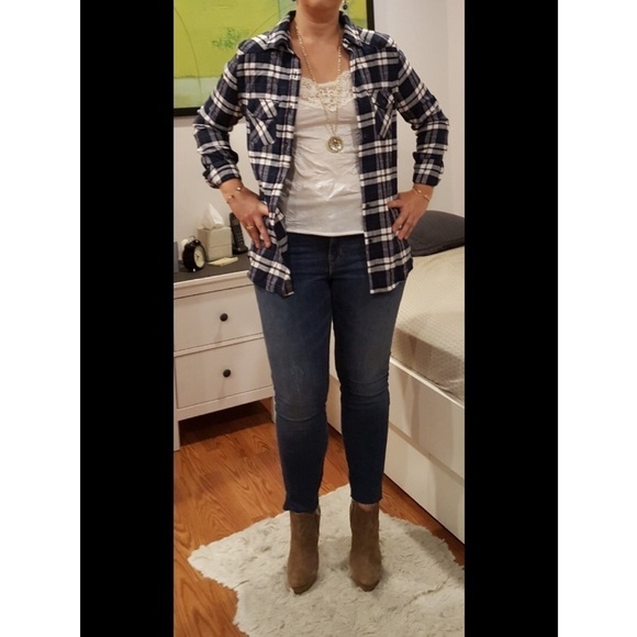 💕ARDEN B💕 White Camisole with Lace Trim - Picture 6 of 6